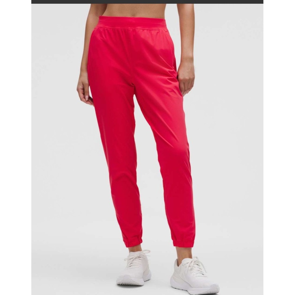 NWT Lululemon Adapted State HR Jogger Red‎ Lightweight Athletic Pants Women's